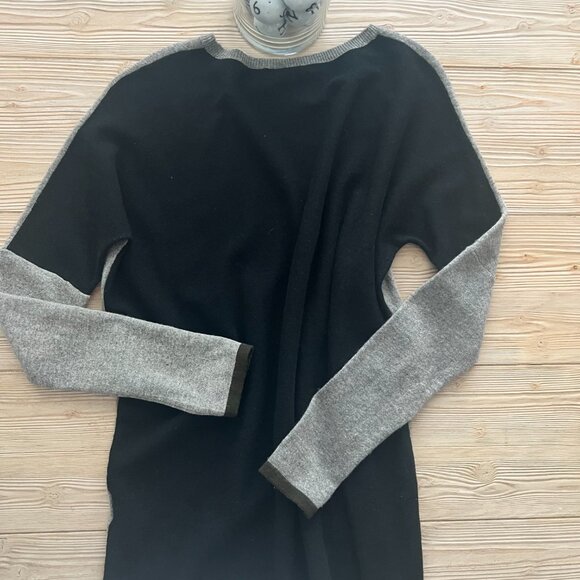Vince Cashmere Black Colorblock Sweater – Size Small – Classic & Chic - Picture 5 of 6